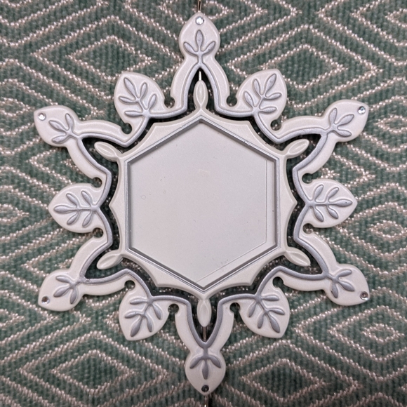 Hallmark Keepsake- First Christmas Together 2005 - Picture 6 of 12